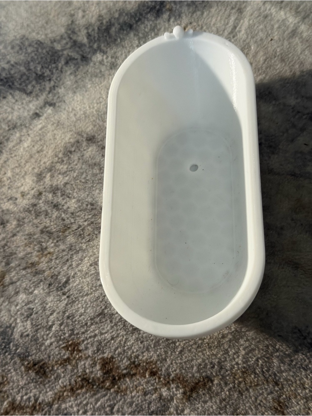Dollhouse Miniature White Plastic Bathrub 1:12 Scale